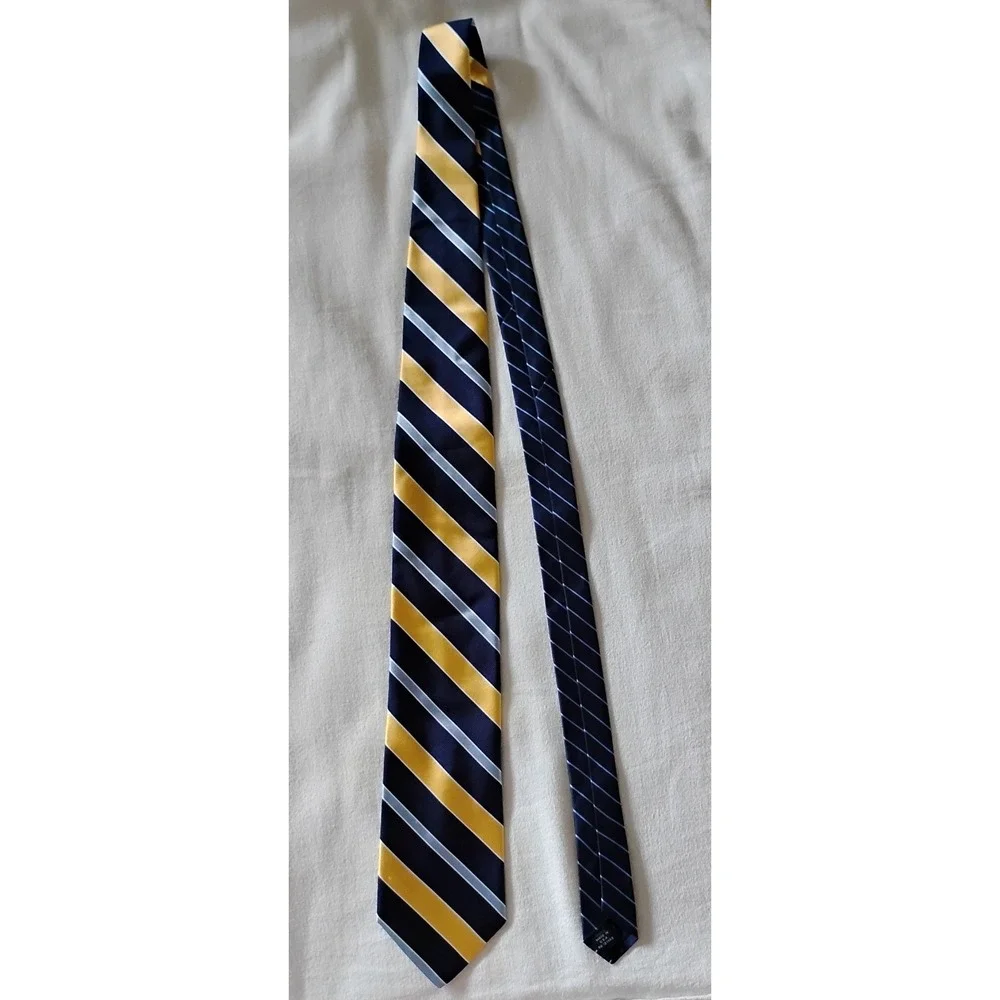 Tommy Hilfiger Men's Silk Tie Navy Blue Yellow Silver Diagnal Stripe Logo